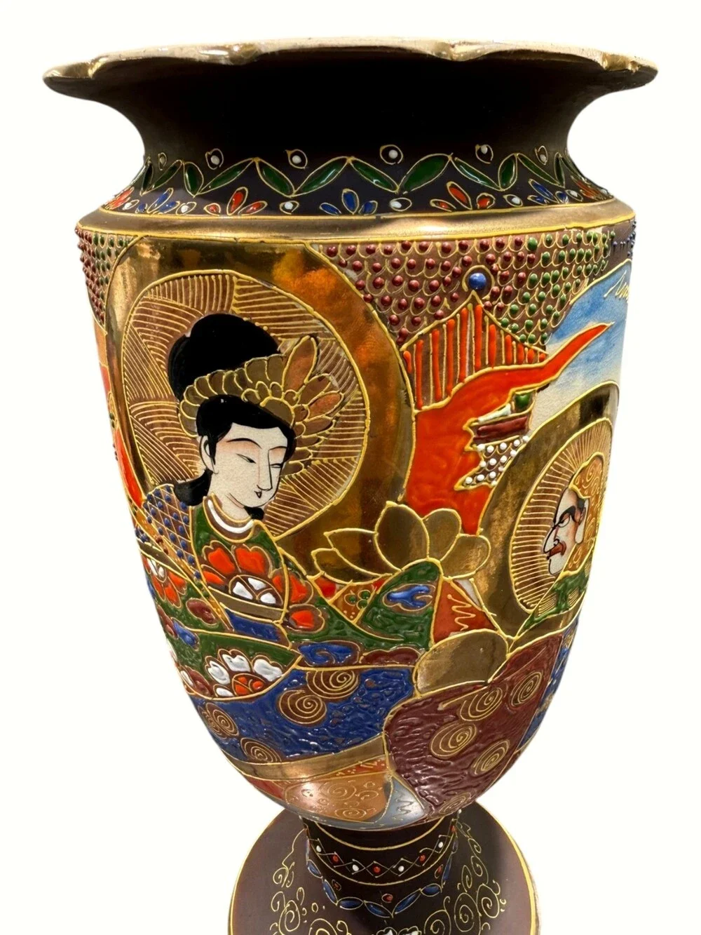 Vintage Japanese Satsuma Moriage Pedestal Vase Figural Gilt 12.25